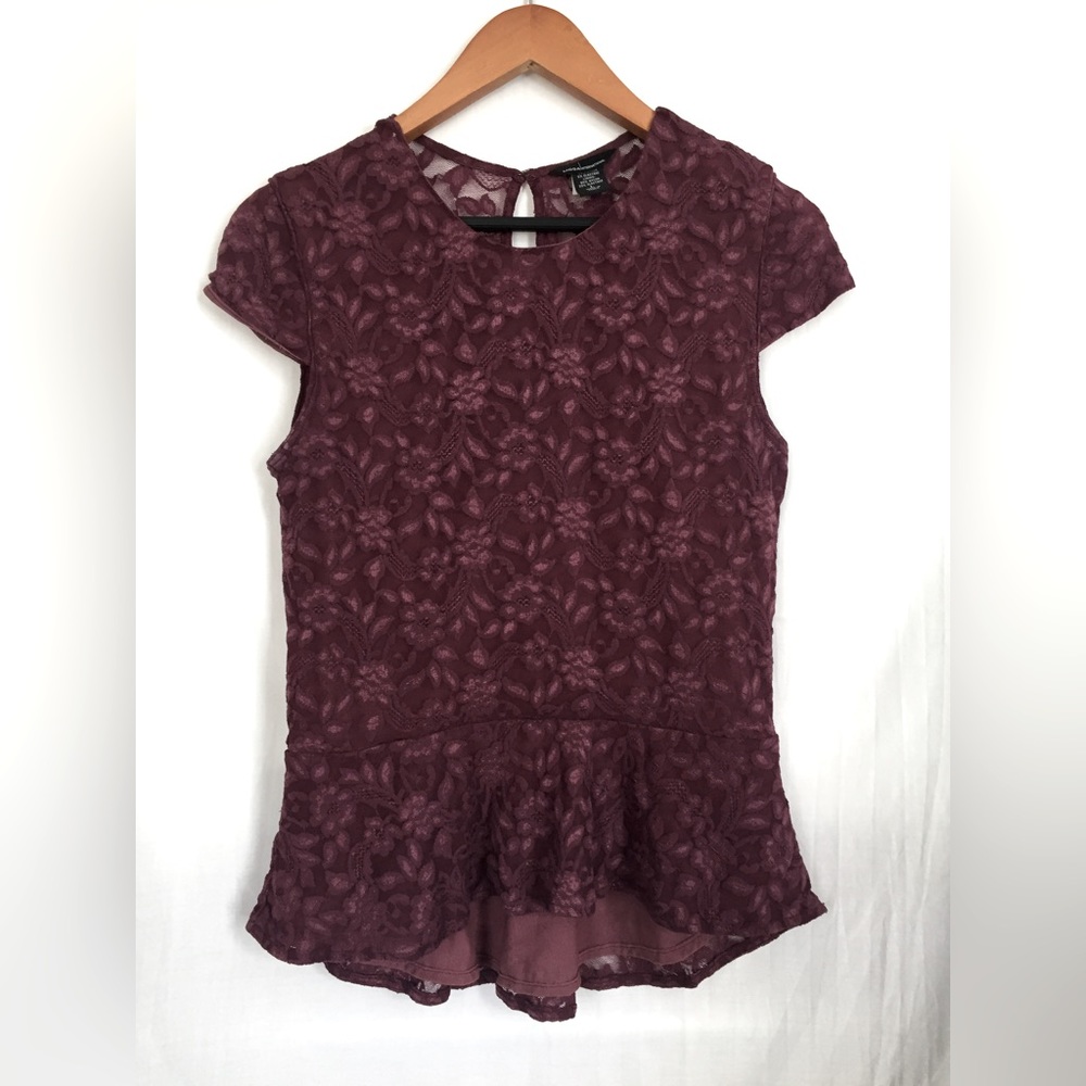 Moda international burgundy blouse. Size large.